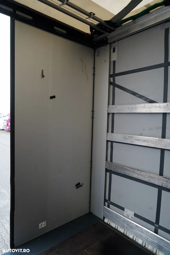 Wielton / SEMIREMORCĂ CU PRELATĂ (CURTAINSIDER) / STANDARD / AXĂ RIDICABILĂ / - 16