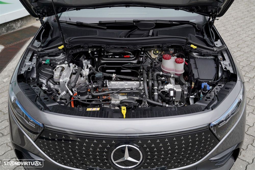 Mercedes-Benz EQA 250+ AMG Line - 40