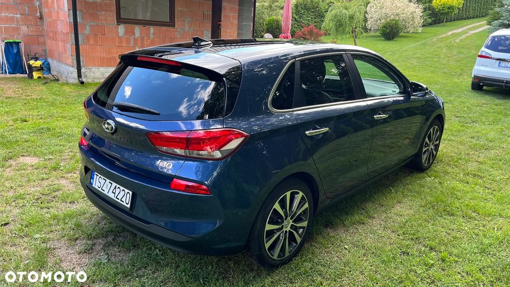 Hyundai i30 1.6 CRDi Premium - 3