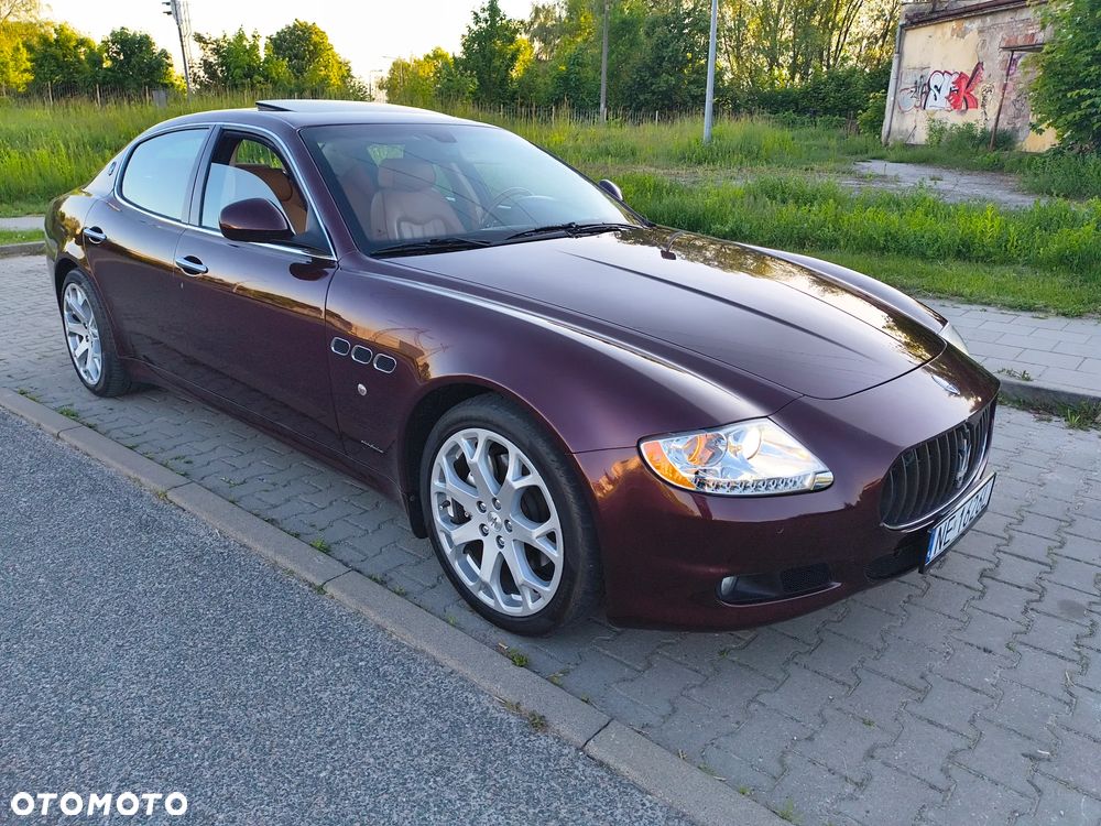 Maserati Quattroporte - 14