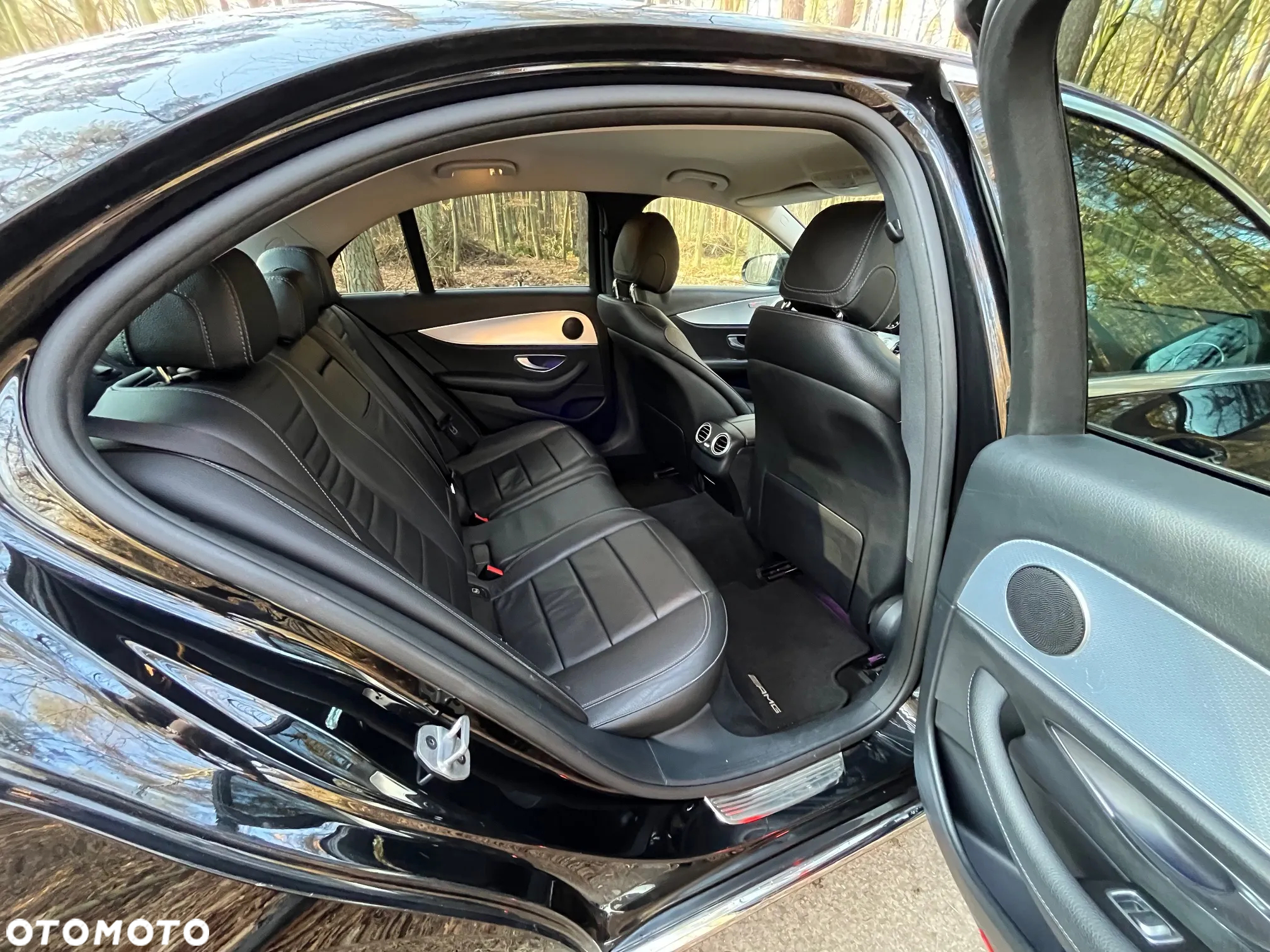 Mercedes-Benz Klasa E 200 d T 9G-TRONIC - 18