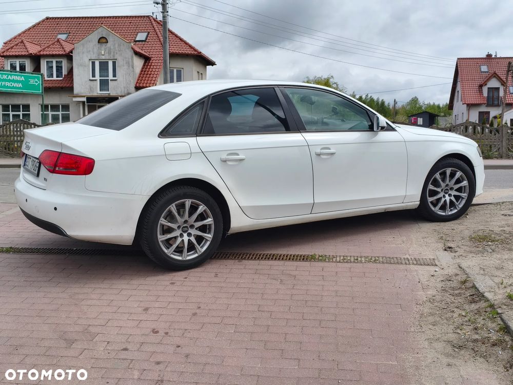 Audi A4 Avant 2.0 TDI - 13