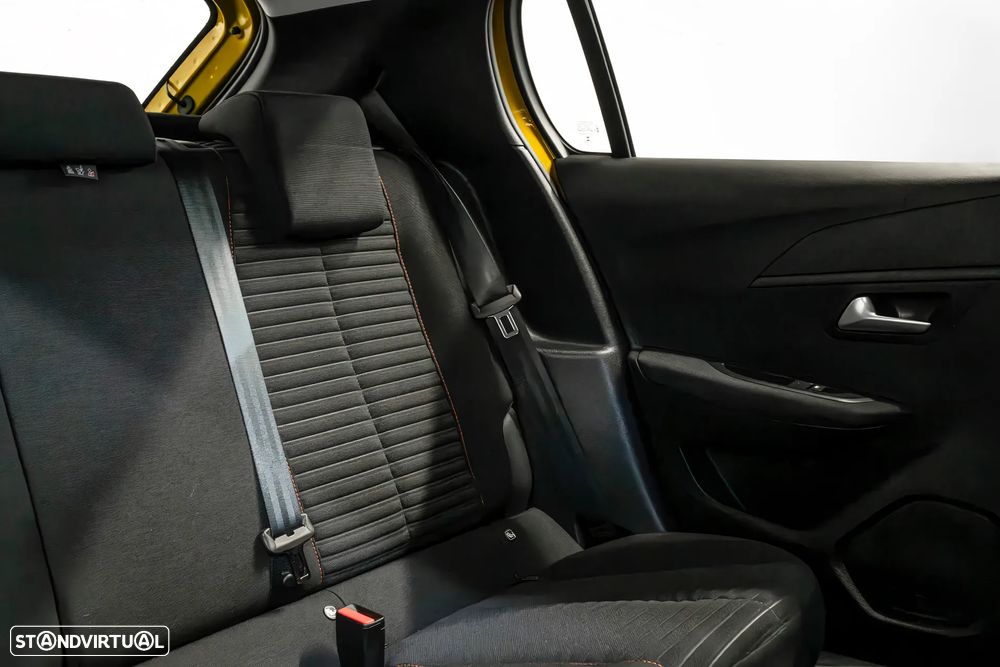 Peugeot e-208 Active - 11