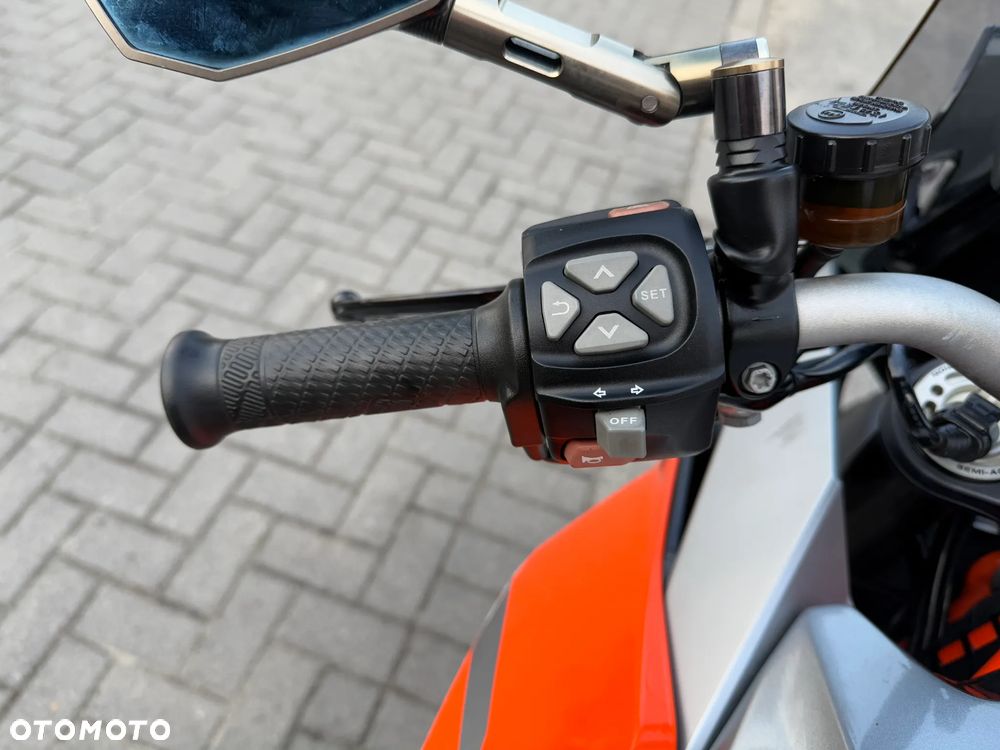 KTM Super Duke - 9