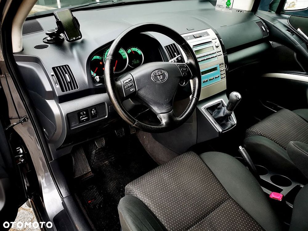 Toyota Corolla Verso 1.8 Edition - 10