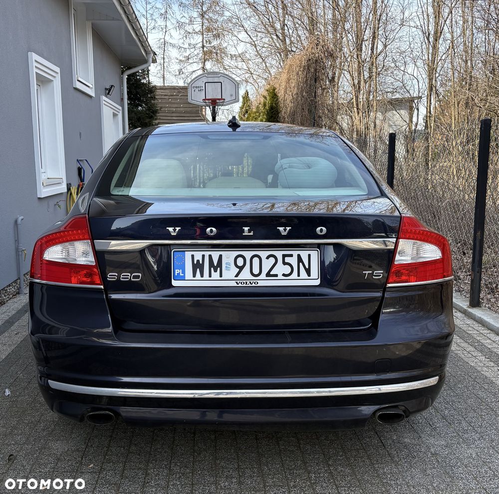 Volvo S80 - 2