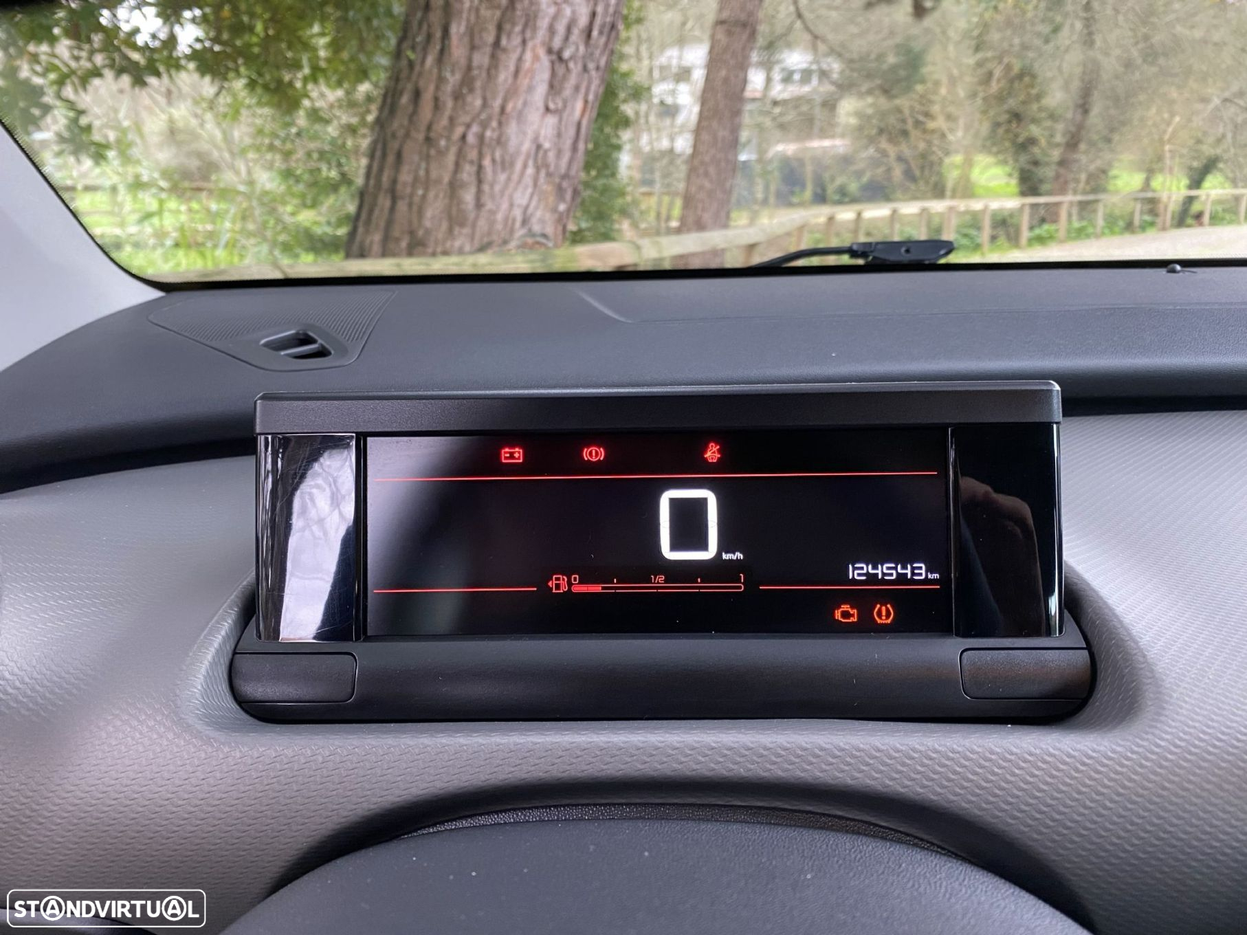 Citroën C4 Cactus 1.2 PureTech Shine - 19