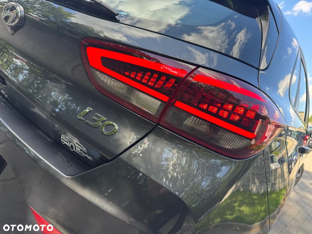 Hyundai i30 1.5 T-GDI 48V-Hybrid DCT Prime - 18