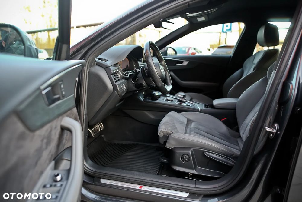 Audi A4 Avant 2.0 TDI S tronic quattro sport - 19