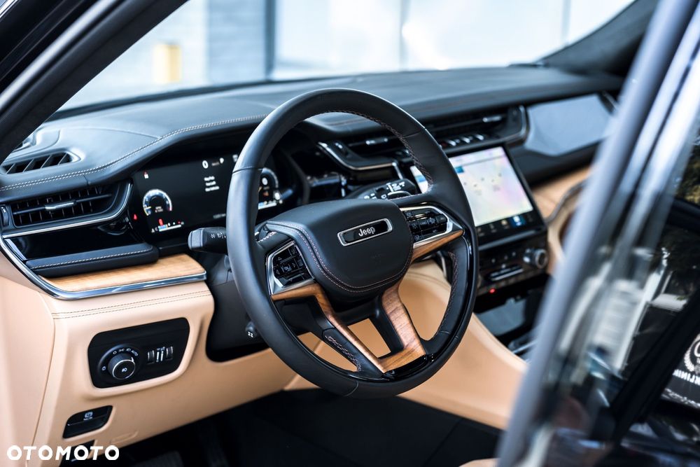 Jeep Grand Cherokee 3.6 V6 Summit - 12