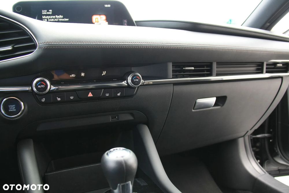 Mazda 3 2.0 mHEV Exclusive Line - 30