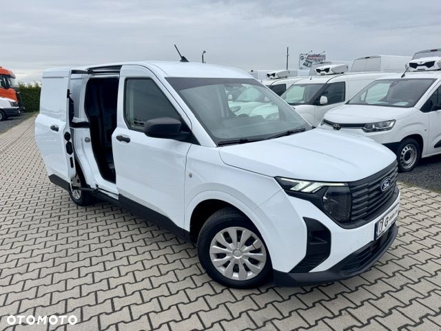 Ford Transit Courier - 2