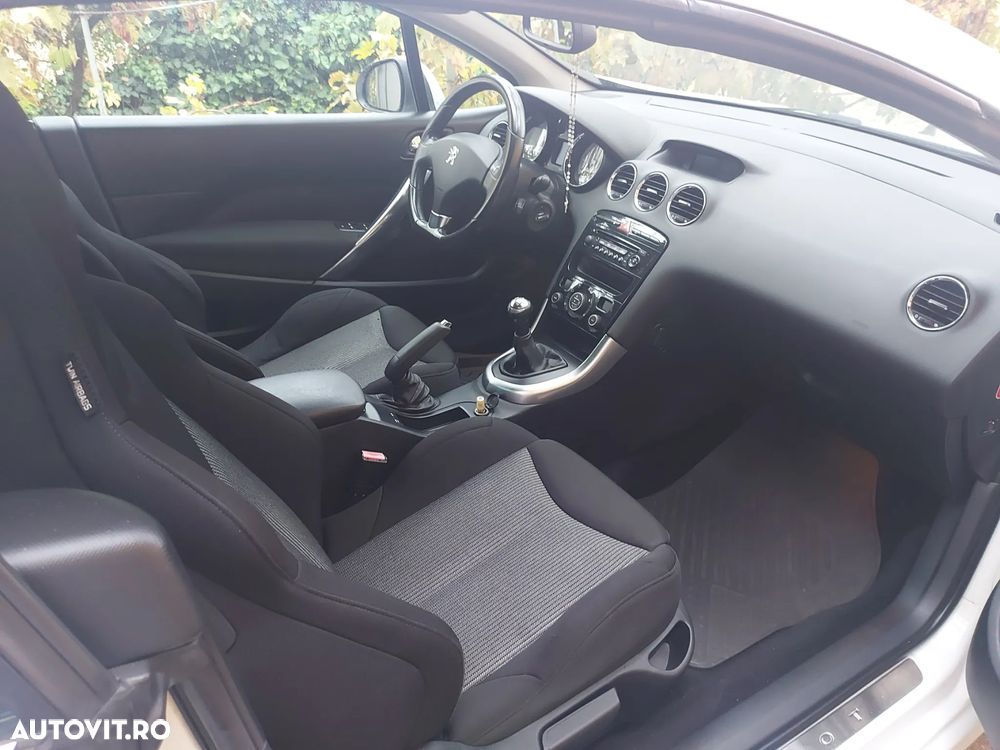 Peugeot 308 CC 1.6 E Premium - 4