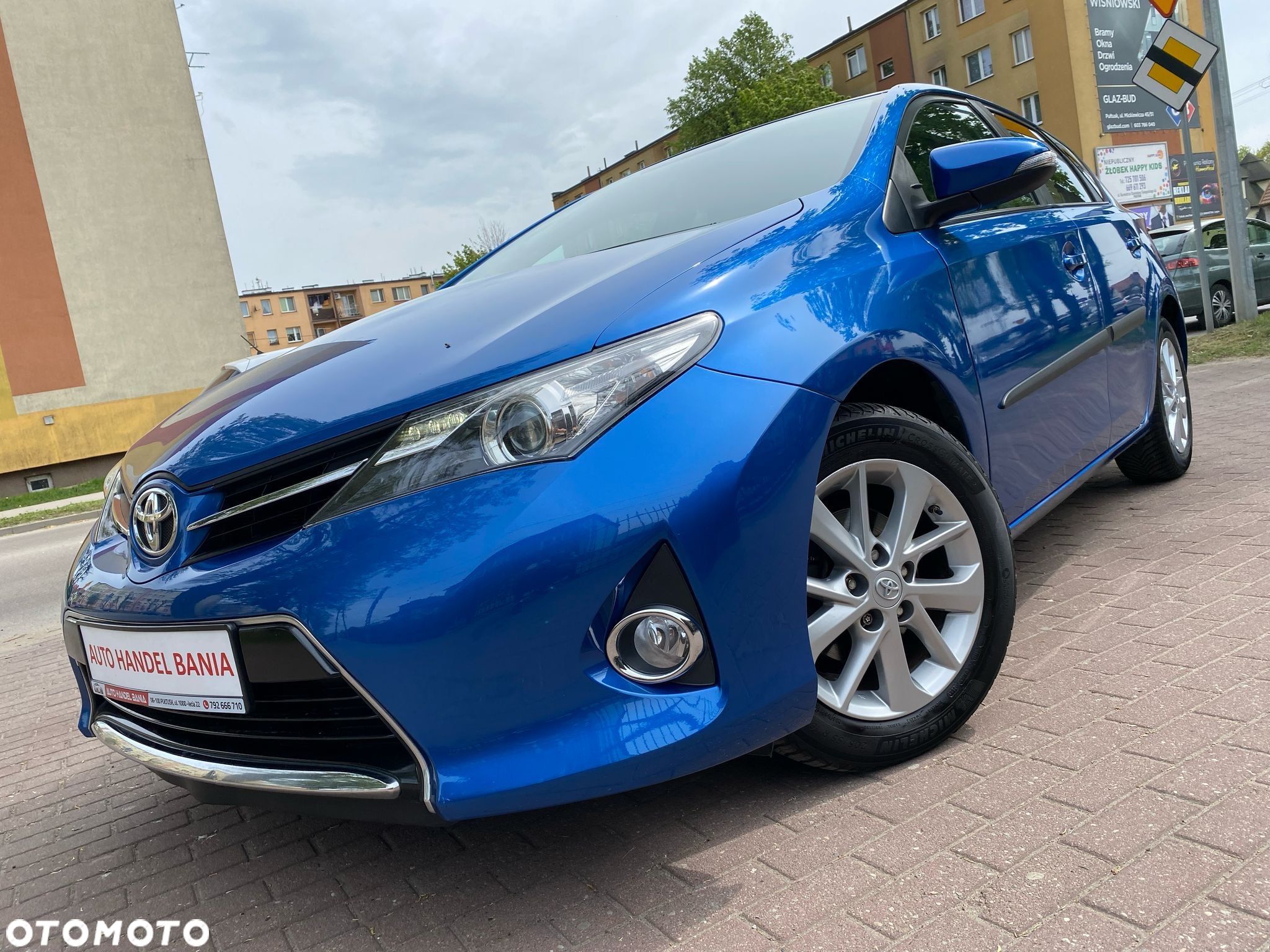 Toyota Auris 1.6 Comfort - 1