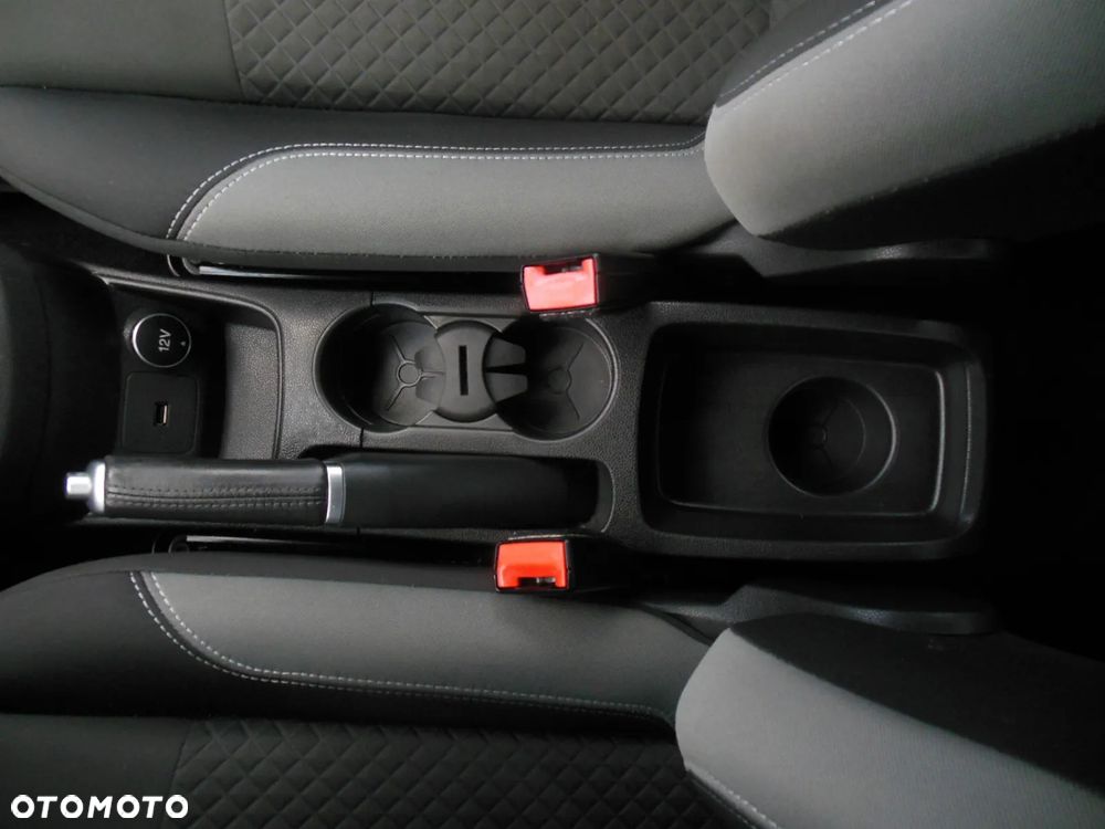 Ford Fiesta 1.0 EcoBoost Titanium - 21