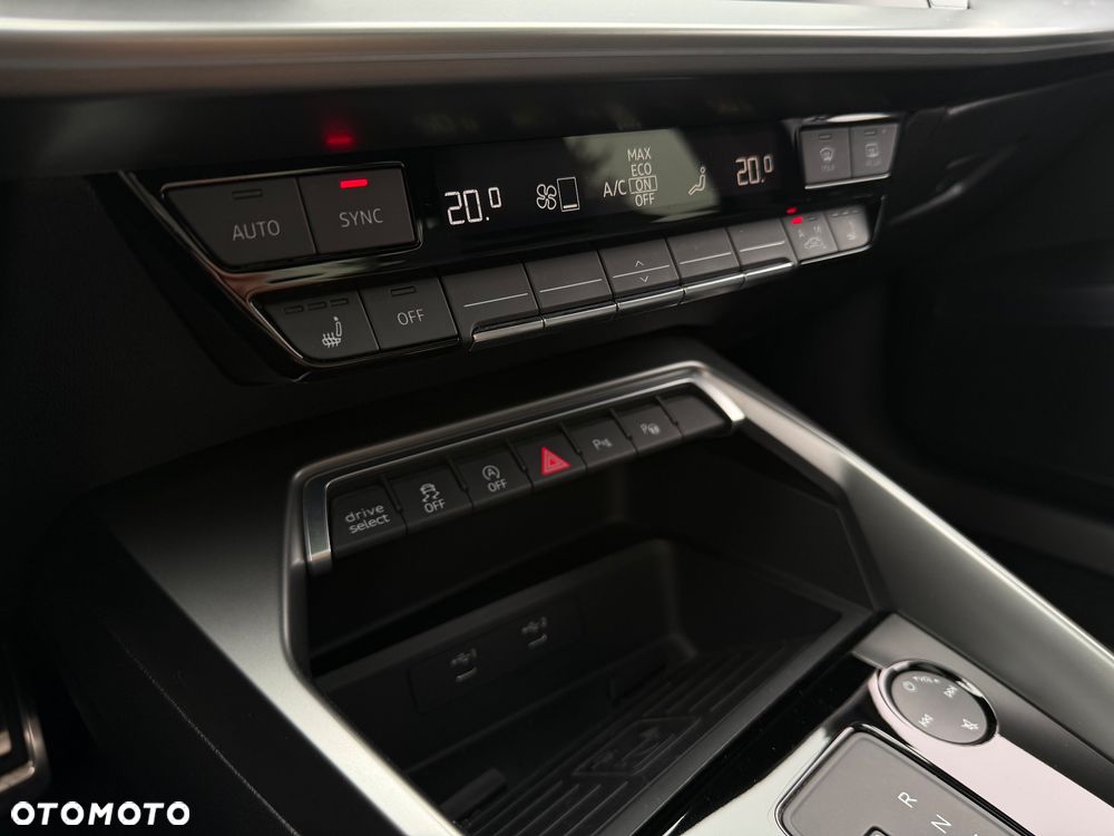 Audi S3 S tronic - 31