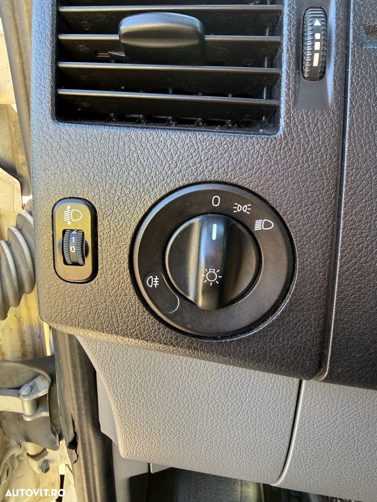 Mercedes-Benz Sprinter - 12