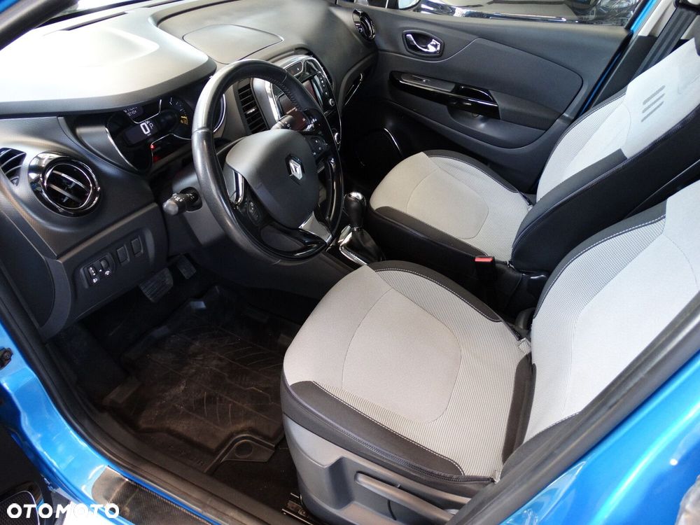 Renault Captur - 23