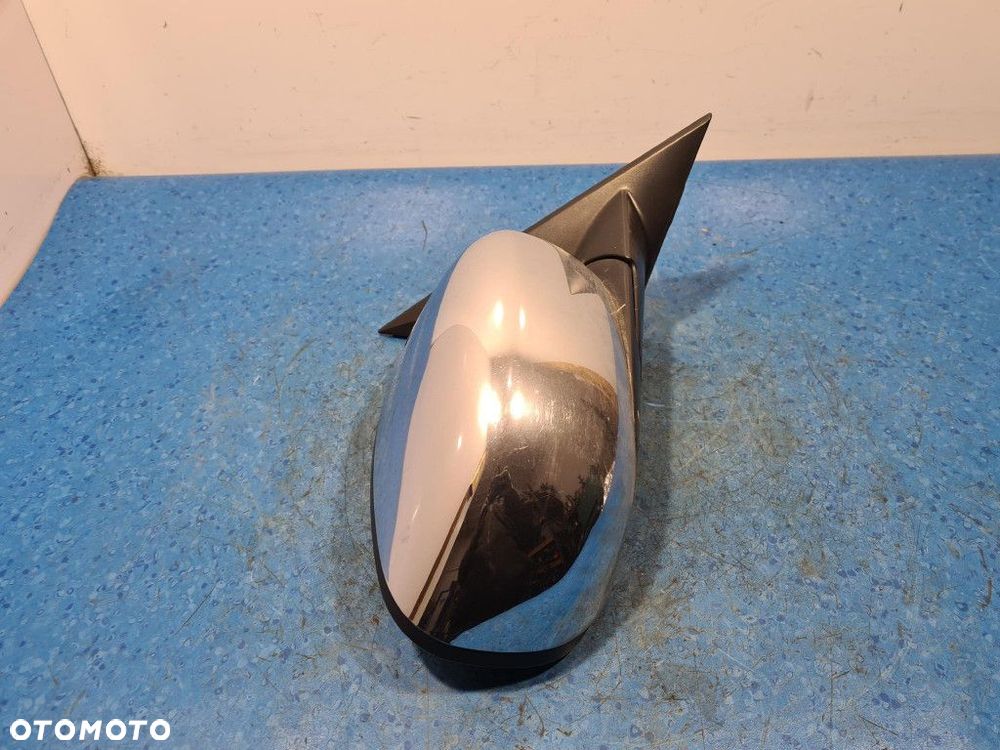 CHRYSLER 300C 3.0 CRD LUSTERKO PRAWE - 3