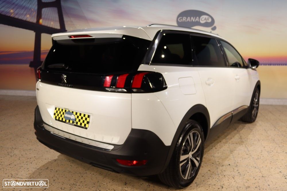 Peugeot 5008 1.5 BlueHDi Allure Pack EAT8 - 4