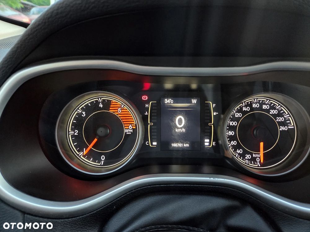 Jeep Cherokee 2.0 MJD 4x2 Longitude - 8