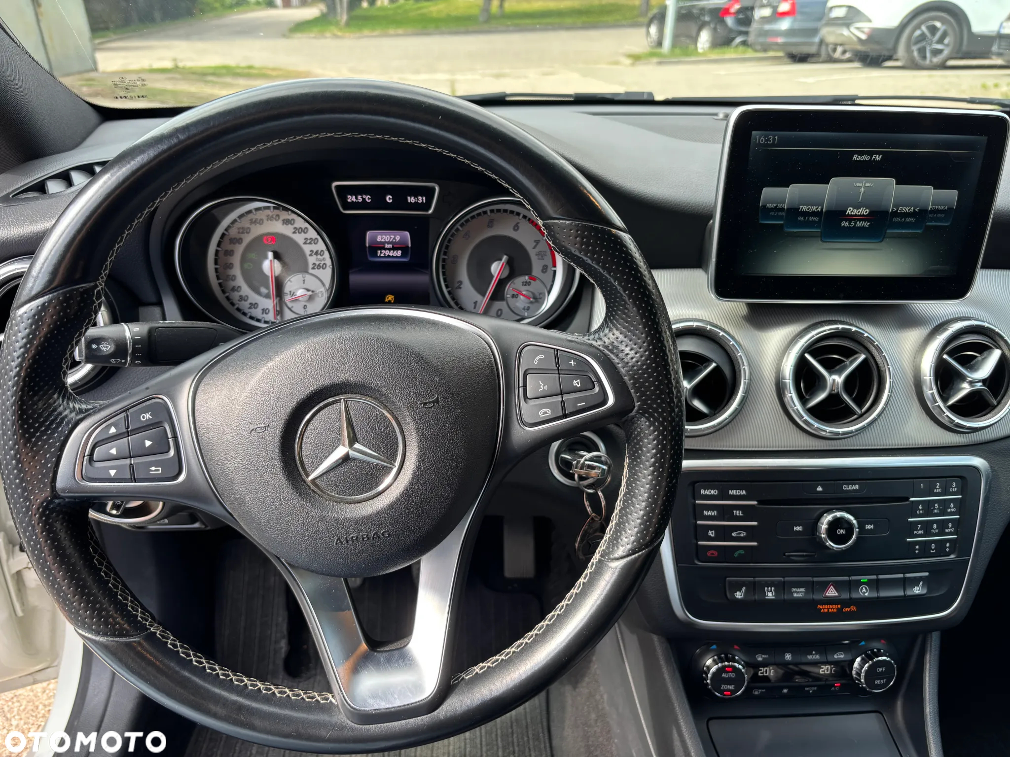 Mercedes-Benz CLA 200 - 8