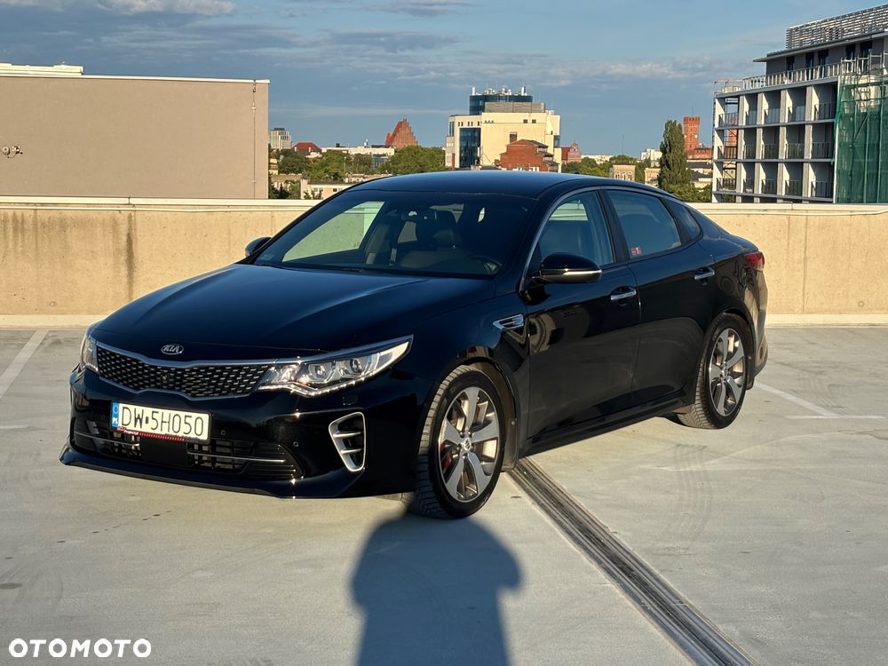 Kia Optima - 1