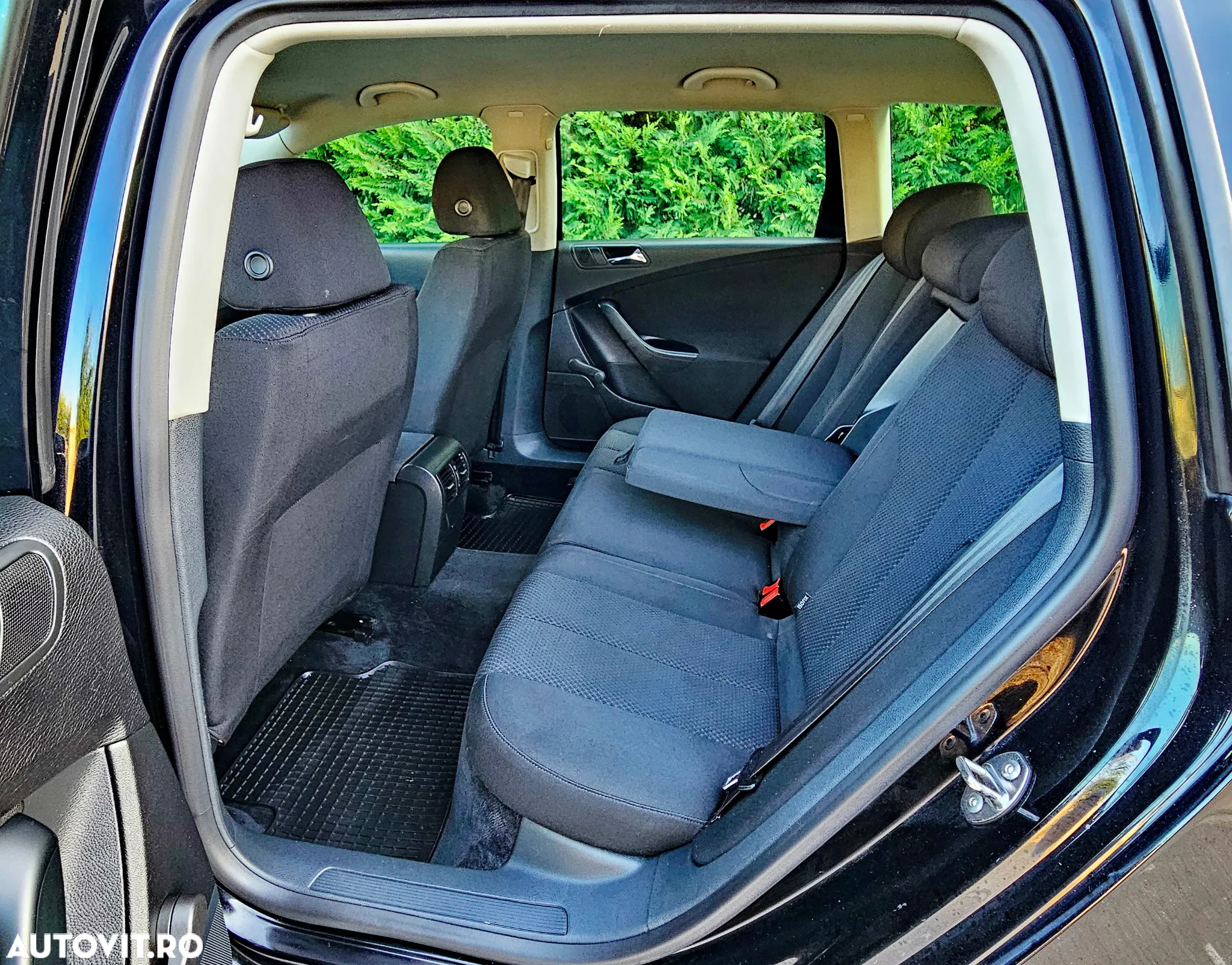 Volkswagen Passat - 9