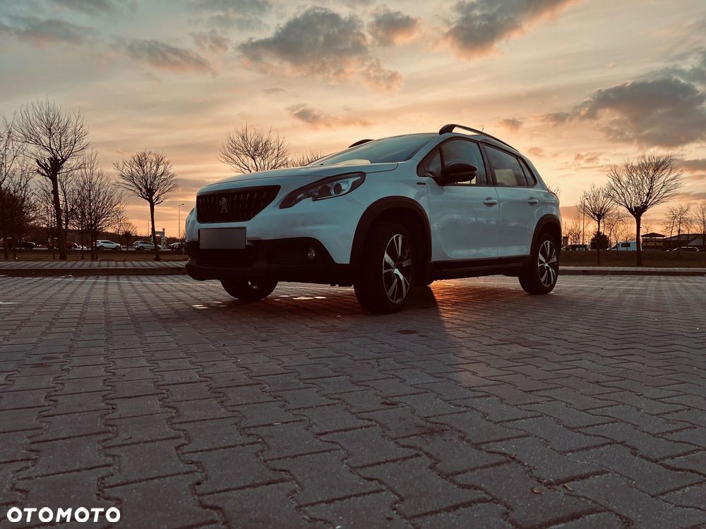 Peugeot 2008 PureTech 110 Stop&Start GT-Line Edition - 5