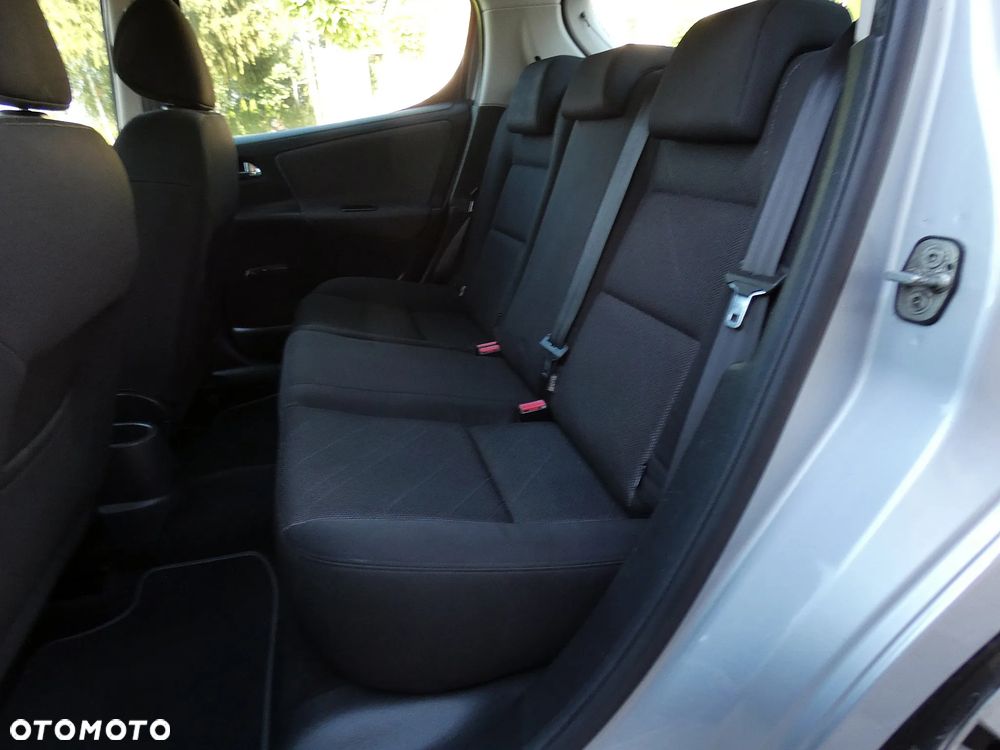 Peugeot 207 1.6 Trendy - 19
