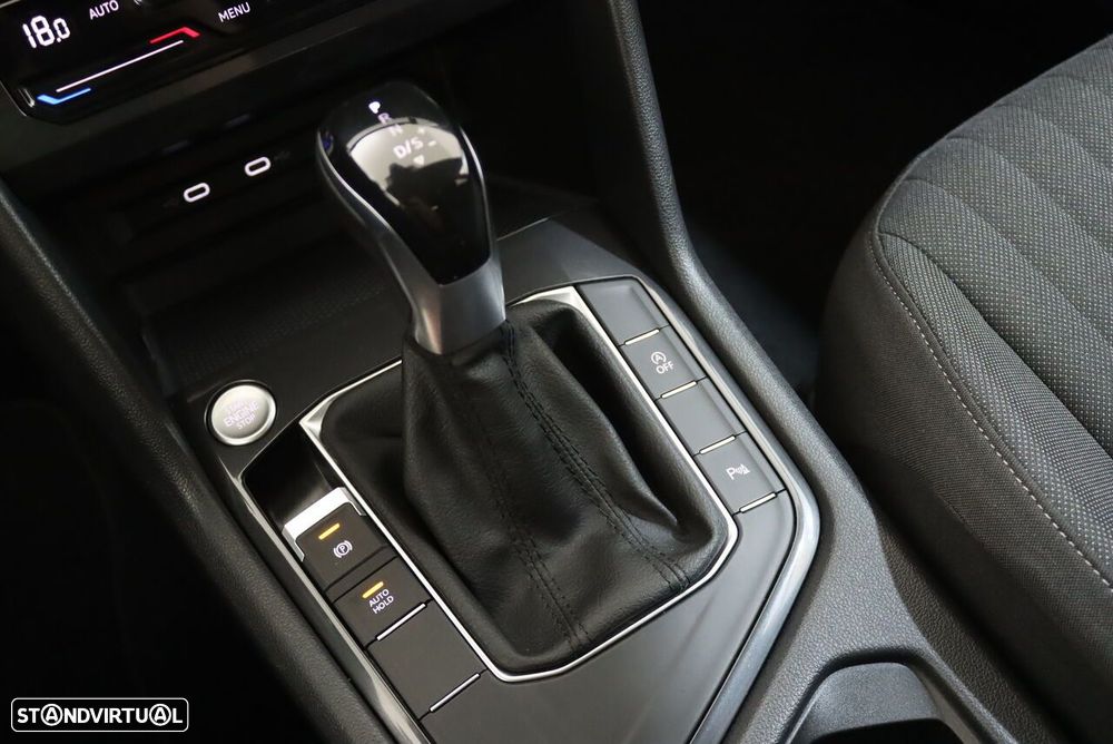 VW Tiguan Allspace 2.0 TDI Conceptline DSG - 32