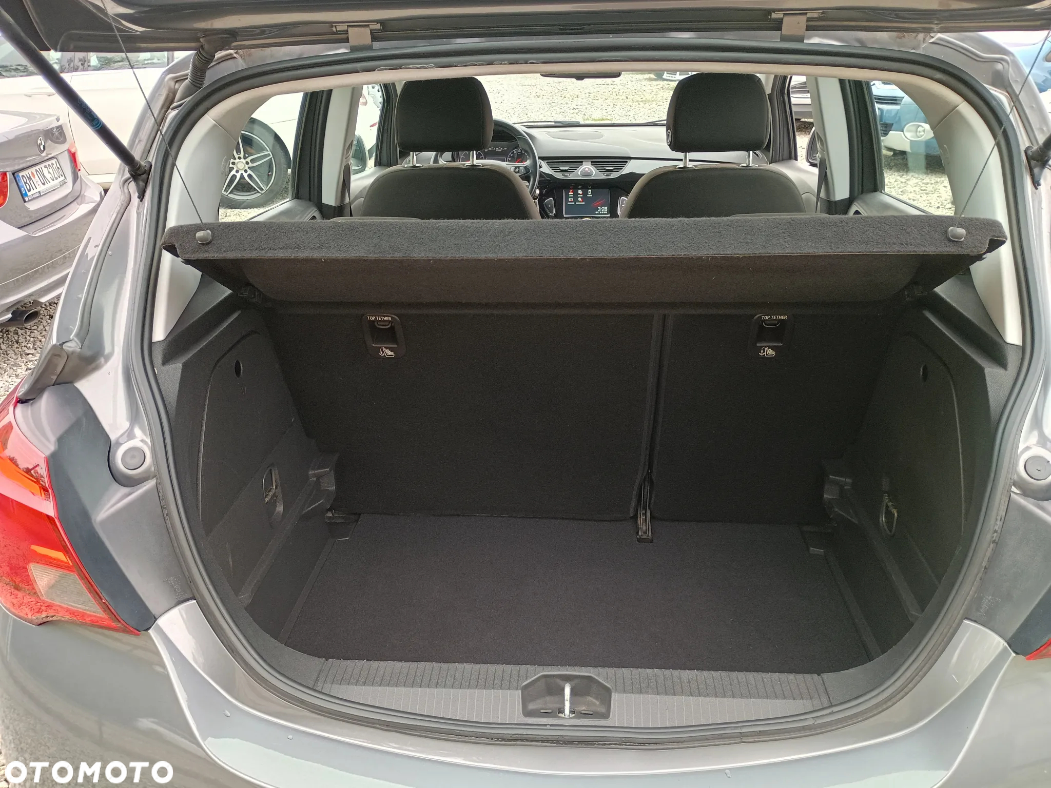 Opel Corsa 1.4 Enjoy - 8