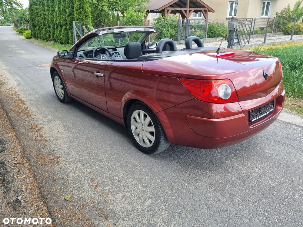 Renault Megane 1.6 Avantage - 22