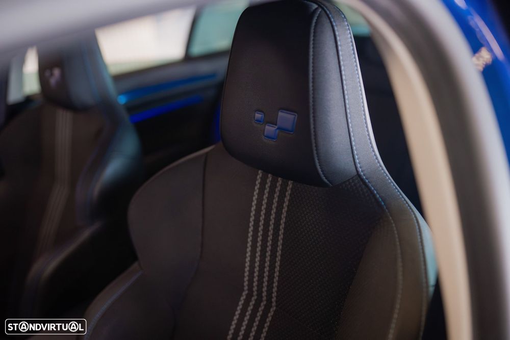 Renault Mégane Sport Tourer - 16