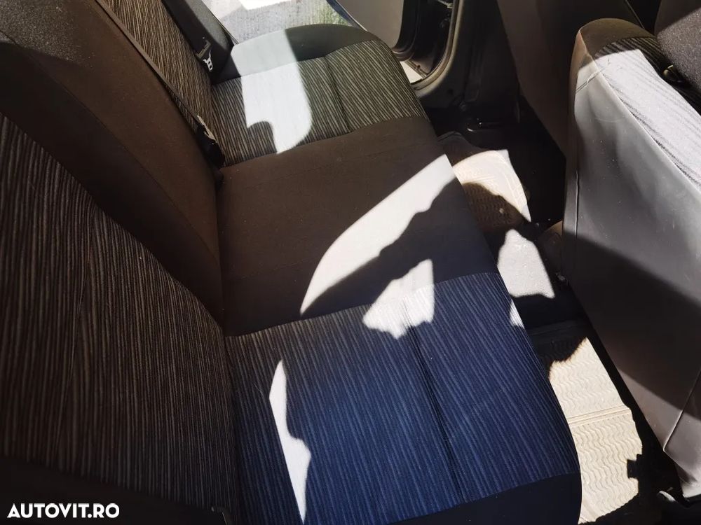 Dacia Logan 1.2 - 15