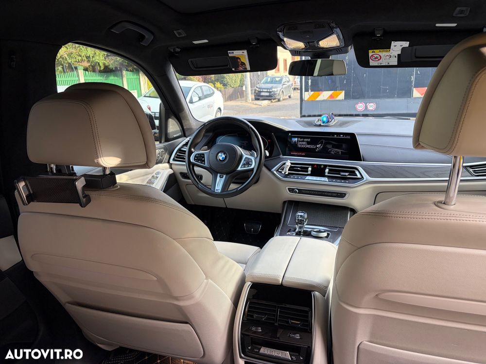 BMW X7 xDrive40i MHEV - 28