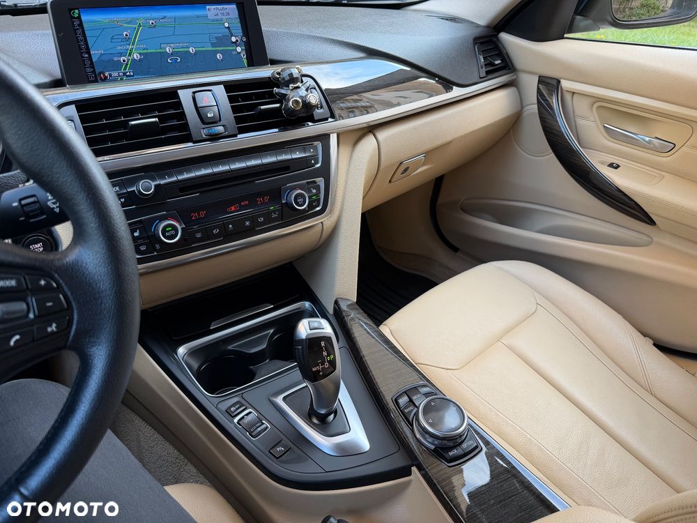 BMW Seria 3 - 13