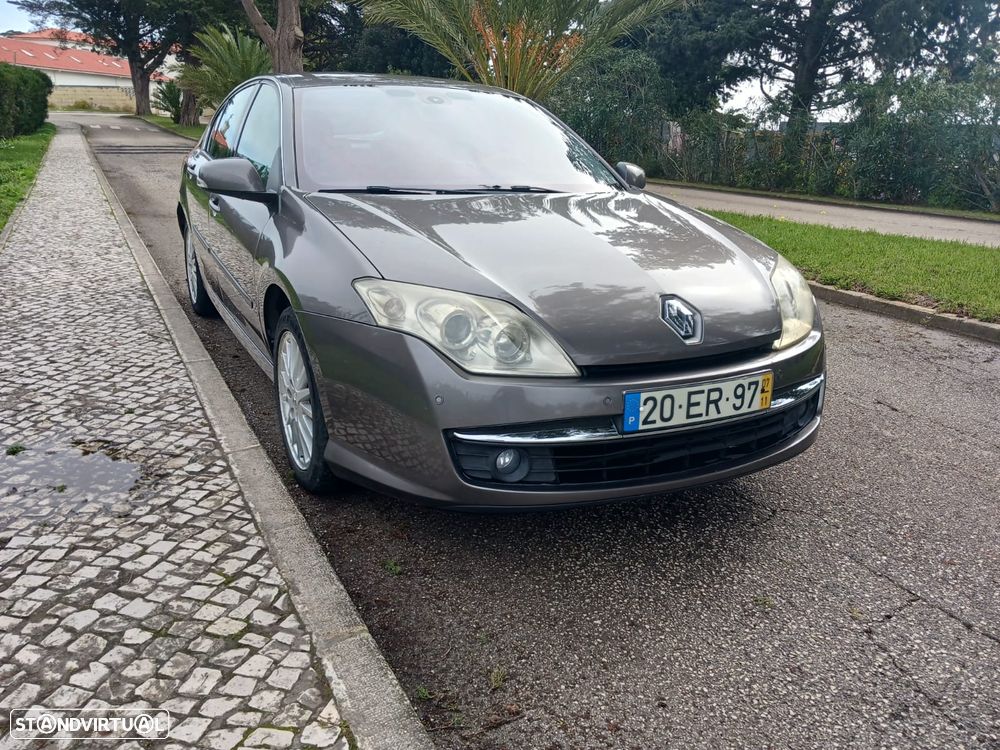 Renault Laguna 2.0 dCi Dynamique S - 11