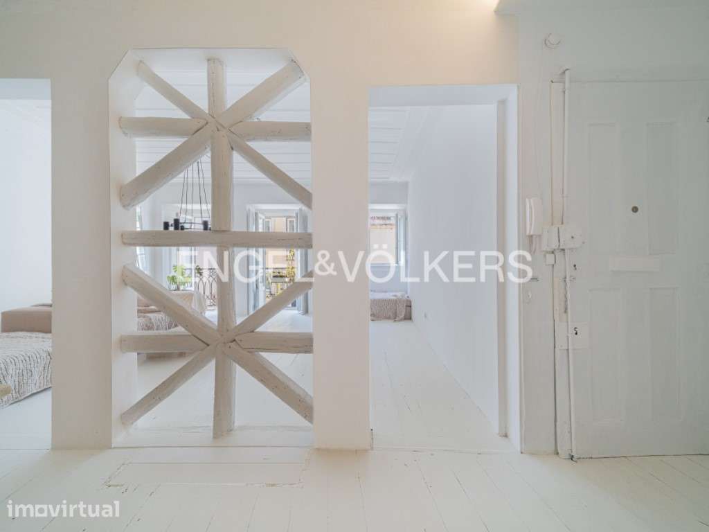 Apartamento T2 de Arquitetura Contemporânea junto à Sé - Grande imagem: 3/46
