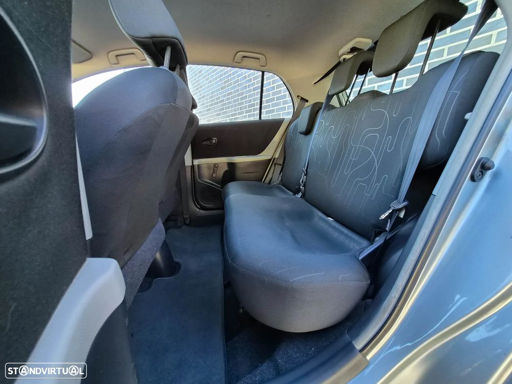 Toyota Yaris 1.0 VVT-i Sol+AC - 12