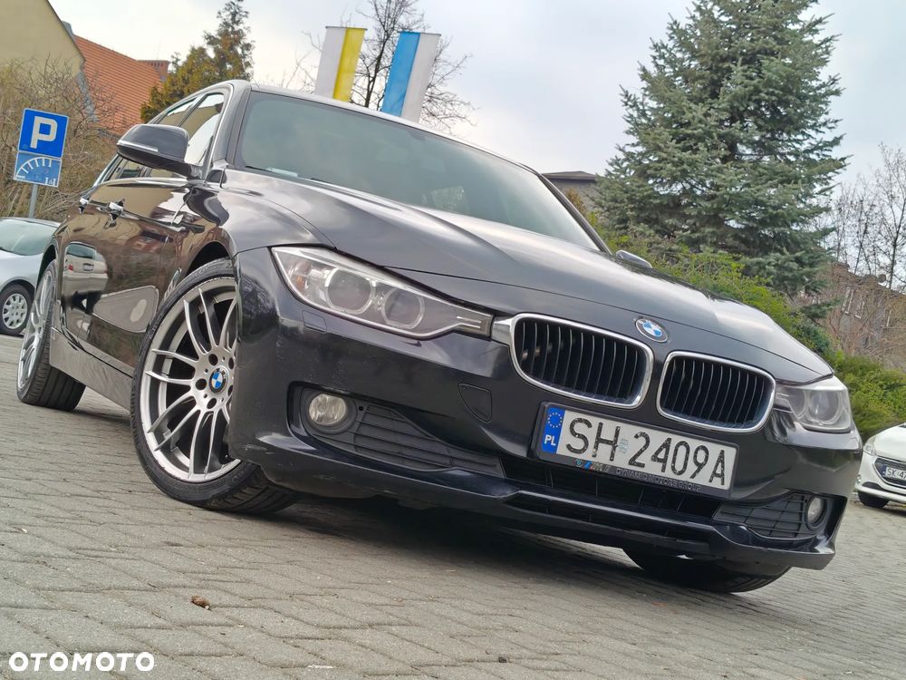 BMW Seria 3 320d - 22