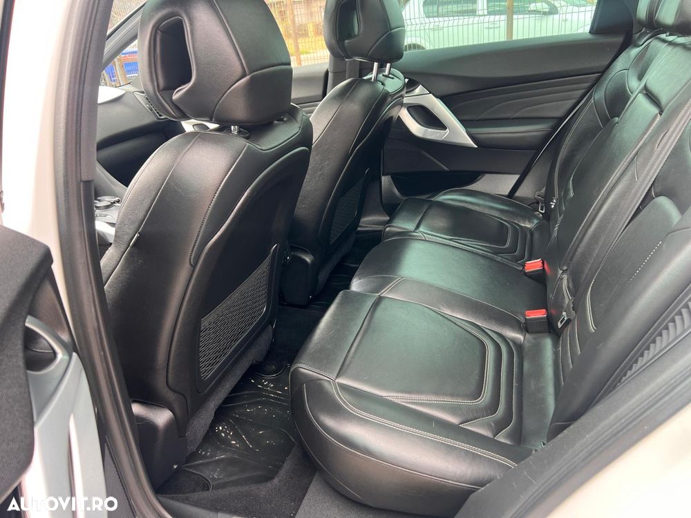 Citroën DS5 HDi 165 Aut. Business - 11