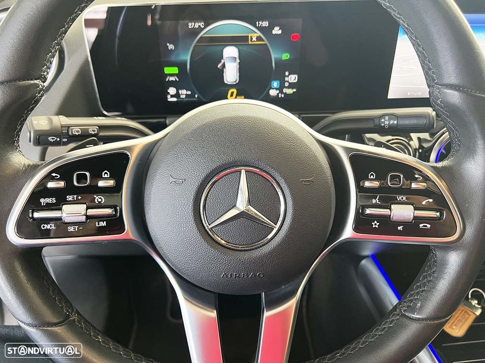 Mercedes-Benz GLA 250 e 8G-DCT Style - 17