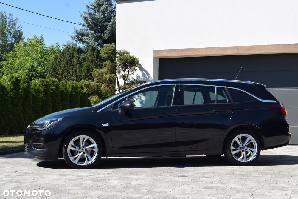 Opel Astra 1.2 T Elegance S&S - 32