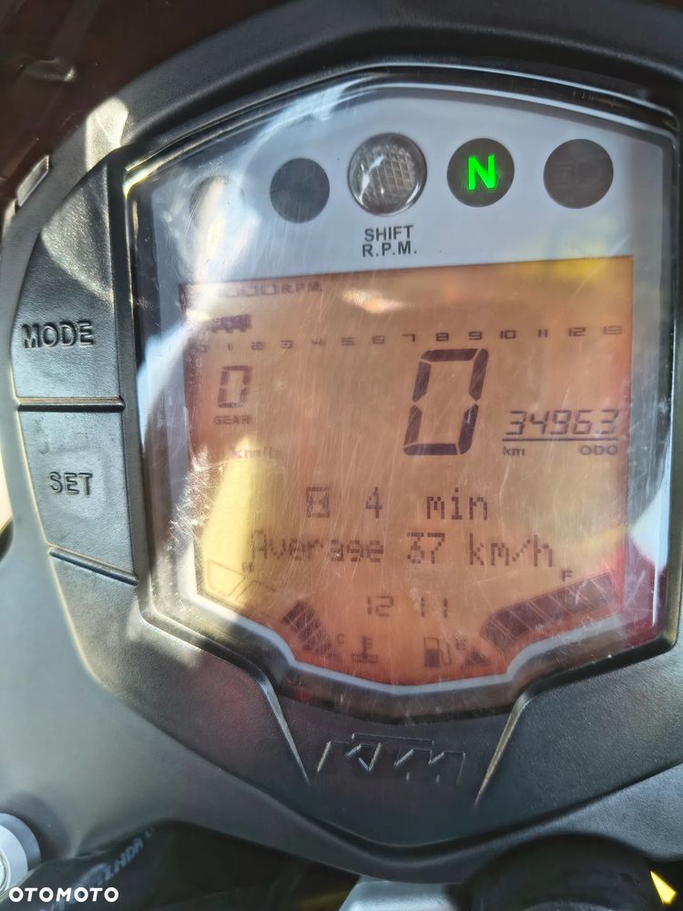 KTM Duke 390 - 6