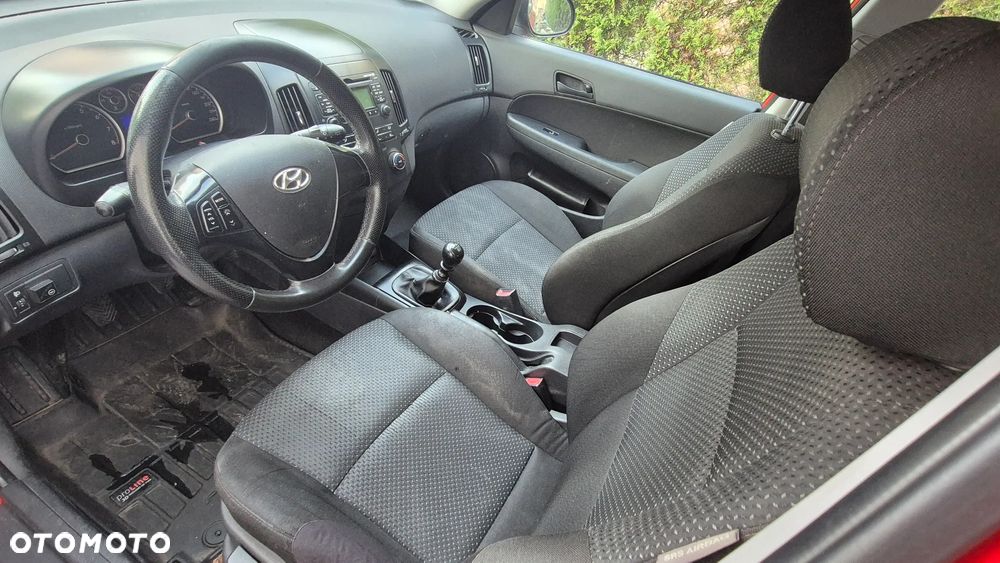 Hyundai i30 1.6 Classic - 10