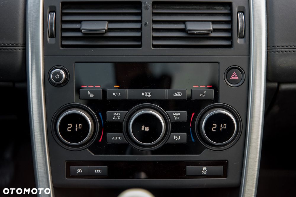 Land Rover Discovery Sport TD4 HSE Luxury - 21