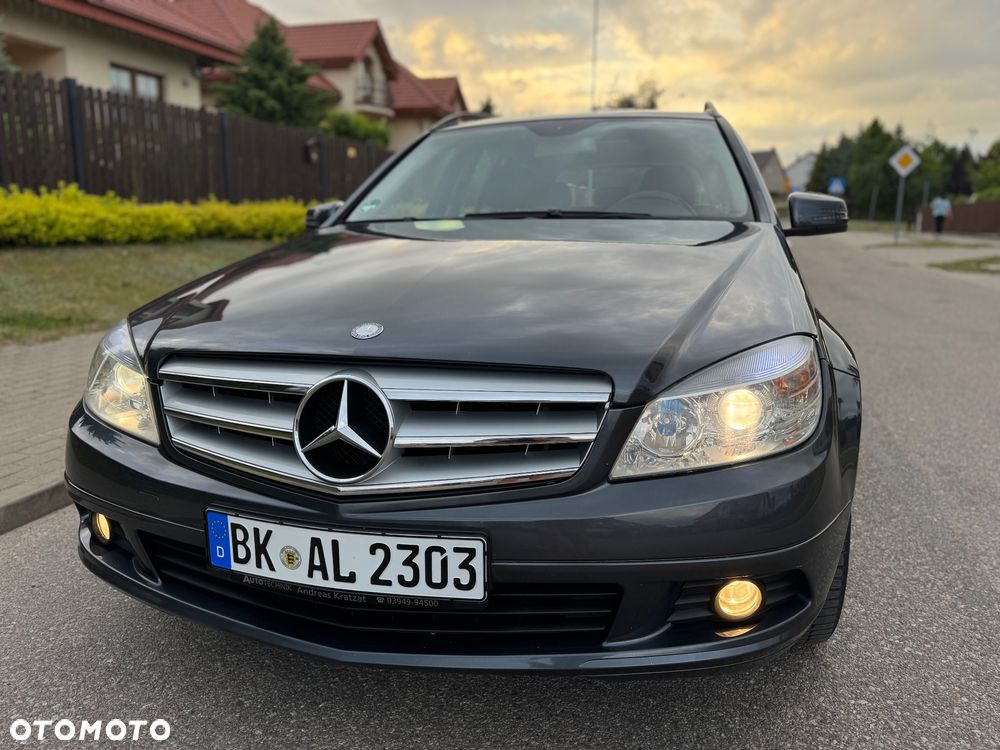 Mercedes-Benz Klasa C 180 Kompressor BlueEFFICIENCY Elegance - 2