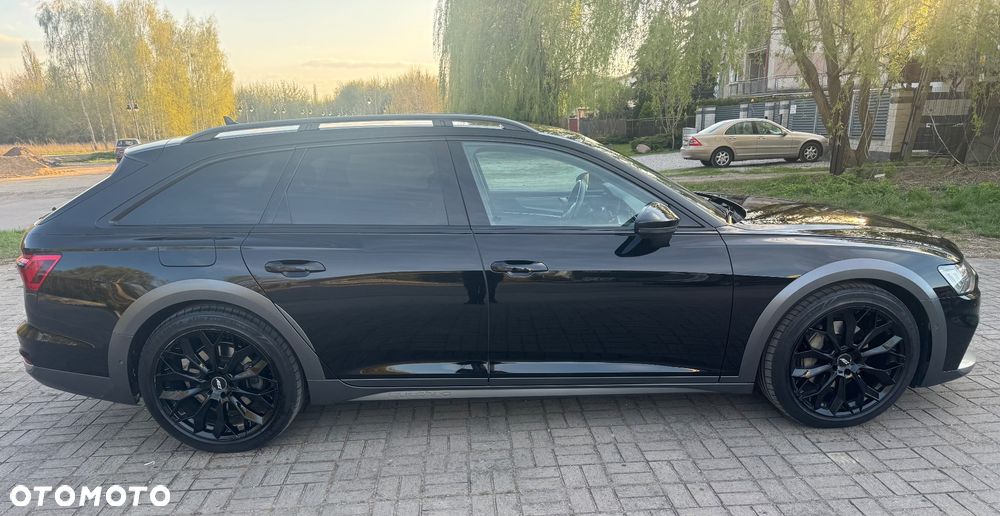 Audi A6 Allroad - 1