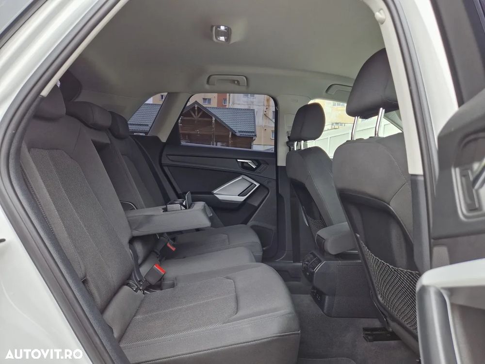 Audi Q3 2.0 35 TDI S tronic - 12